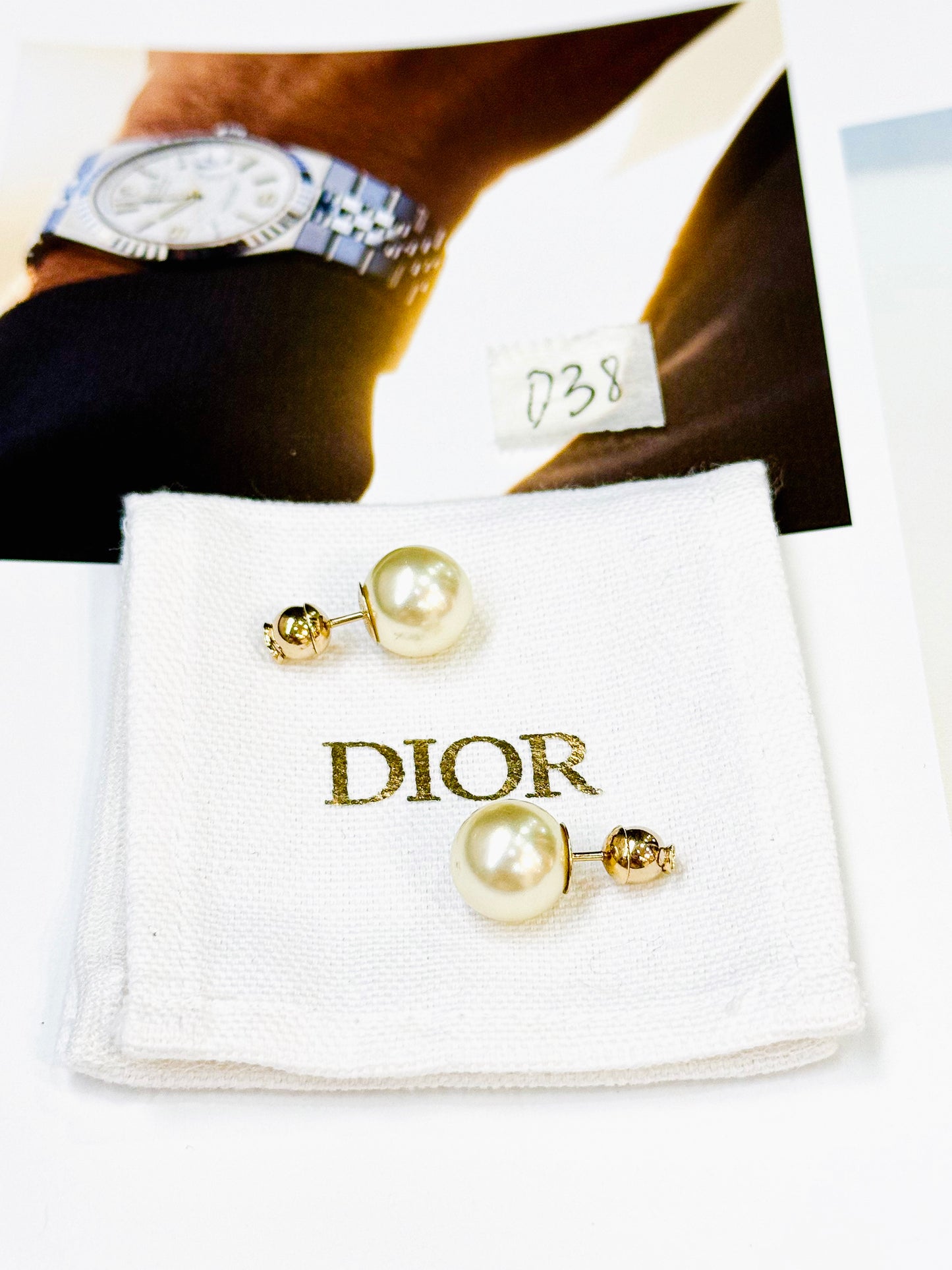 Khuyên Tai Dior D38