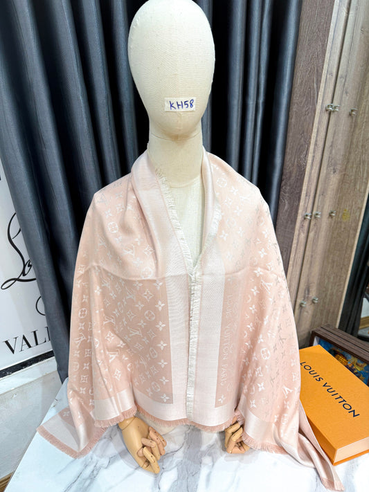 Khăn LV Hồng Denim KH58 28/11