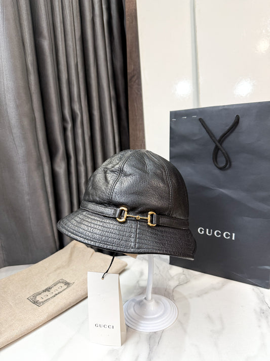Mũ Gucci Da Đen Size S