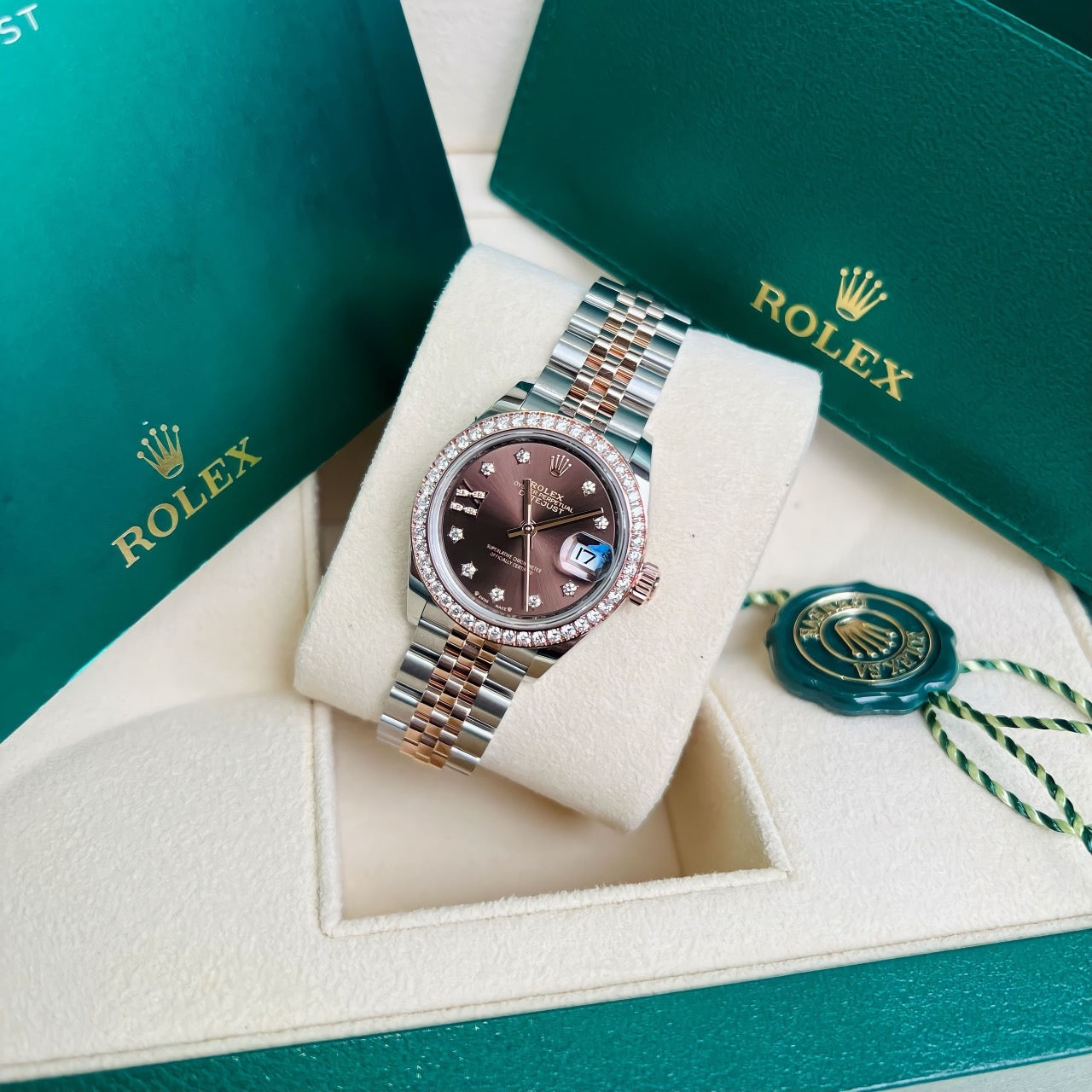 Đồng Hồ Rolex Lady Datejust 28mm Chocolate Star Diamond