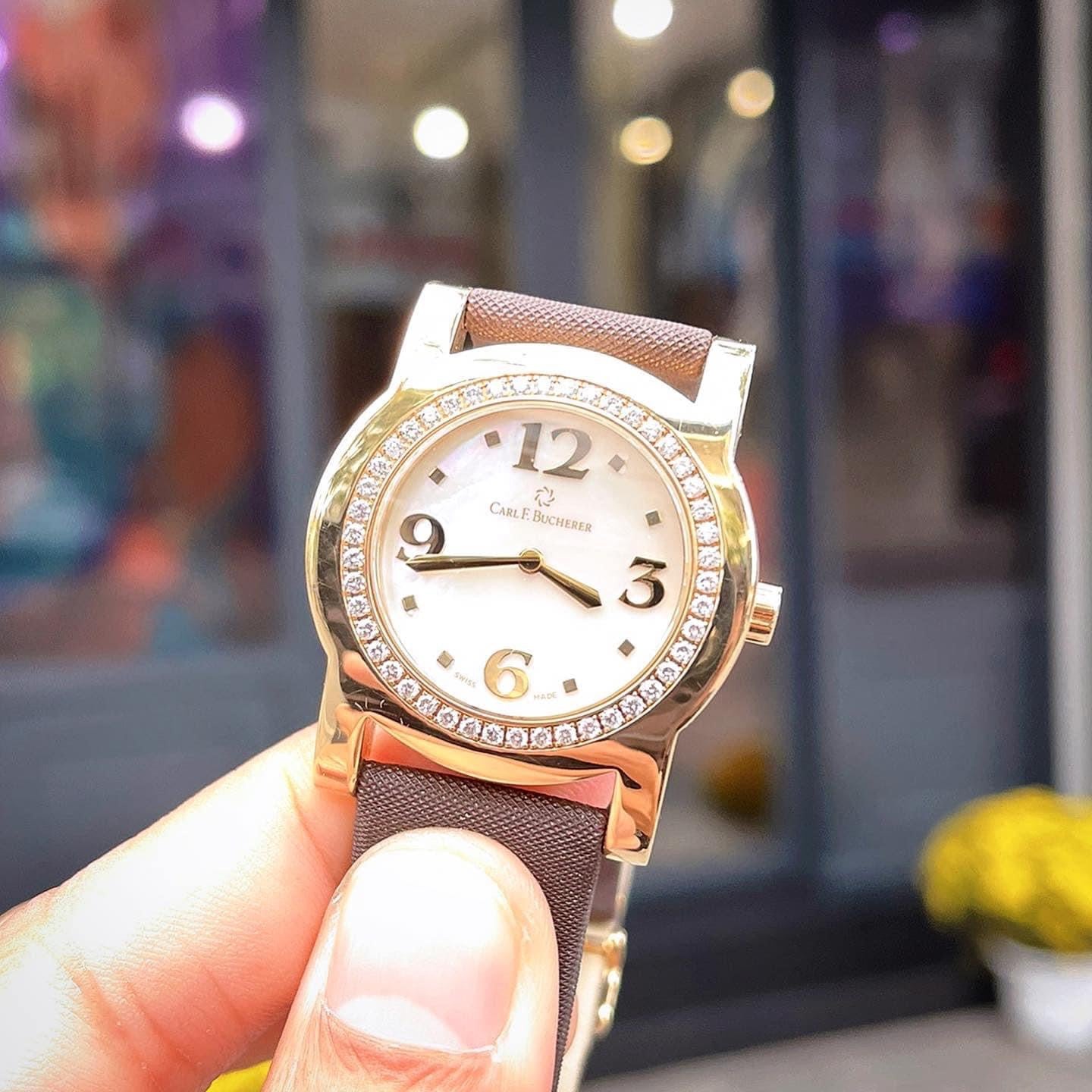 A Đồng Hồ Carl F Bucherer 32mm