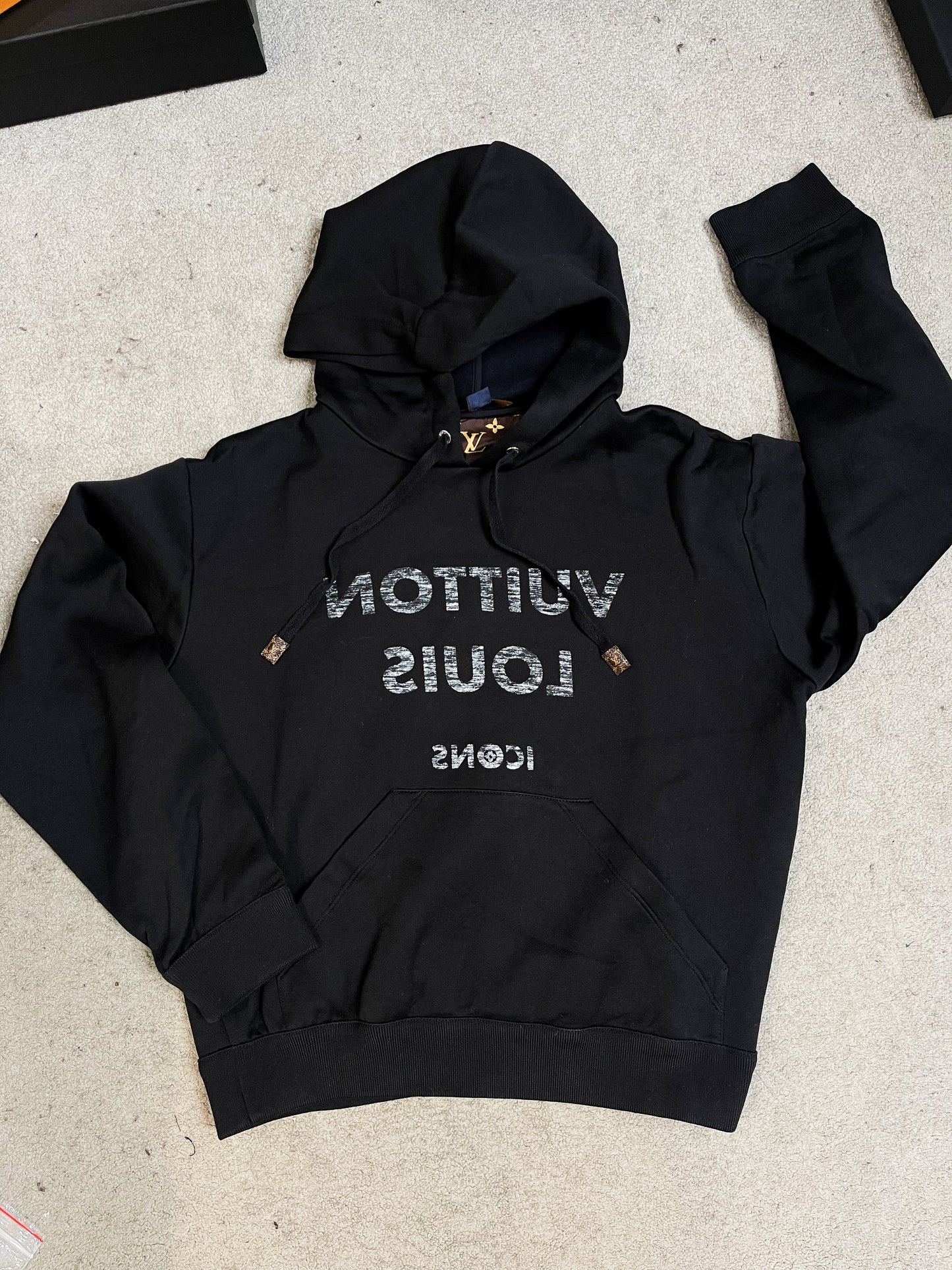 Áo Hoodie LV Đen