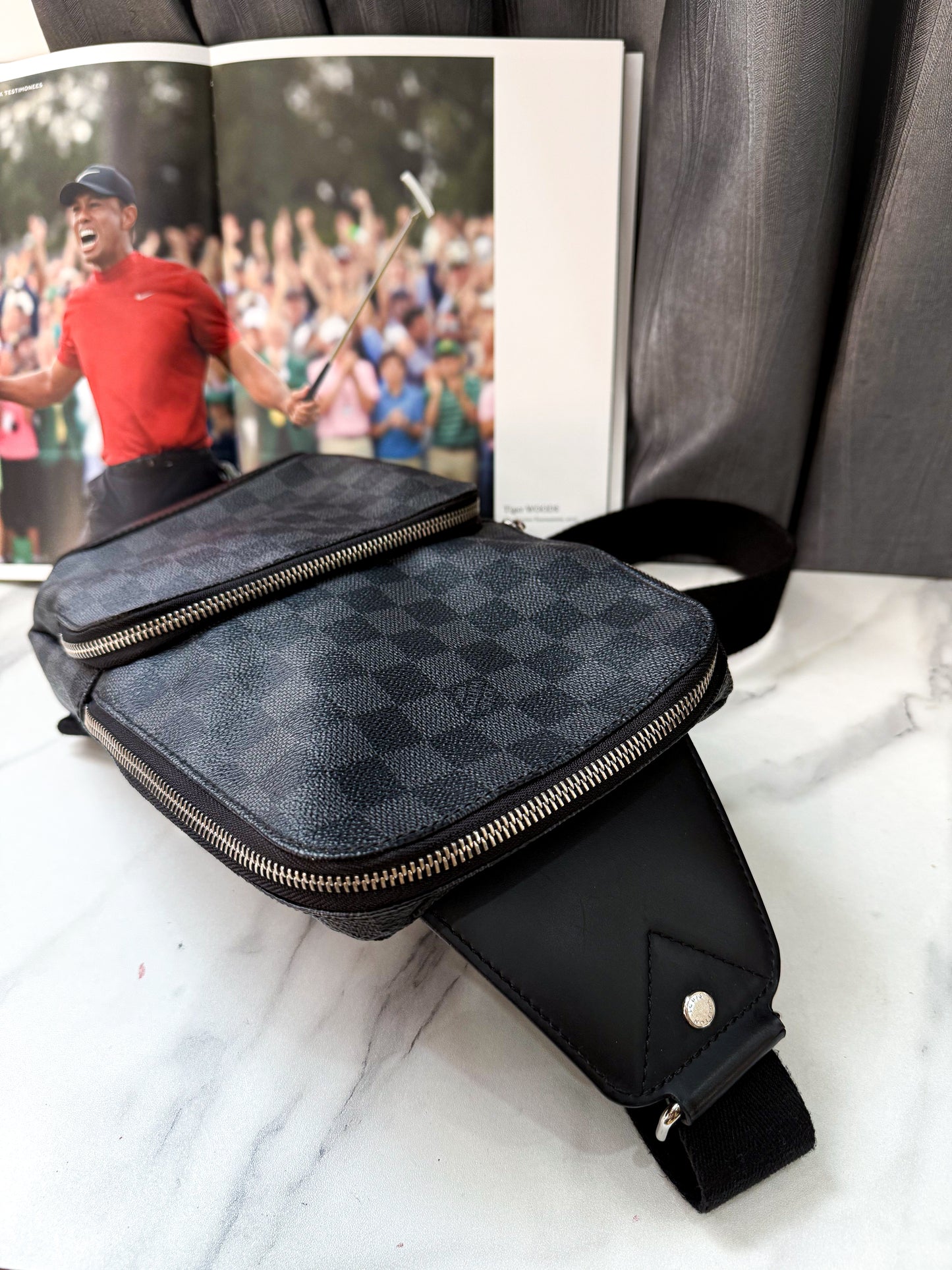 A A LV Sling Bag Damier HN91