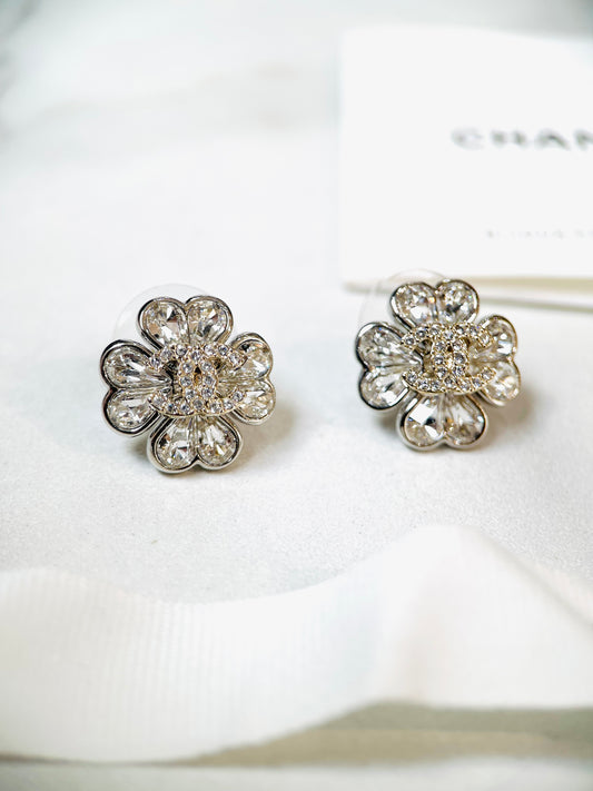 Khuyên Tai Chanel Hoa New