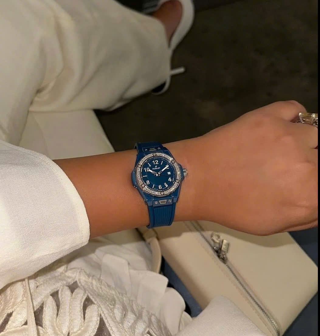 Hublot Big Bang One Click Petrol Blue trên tay