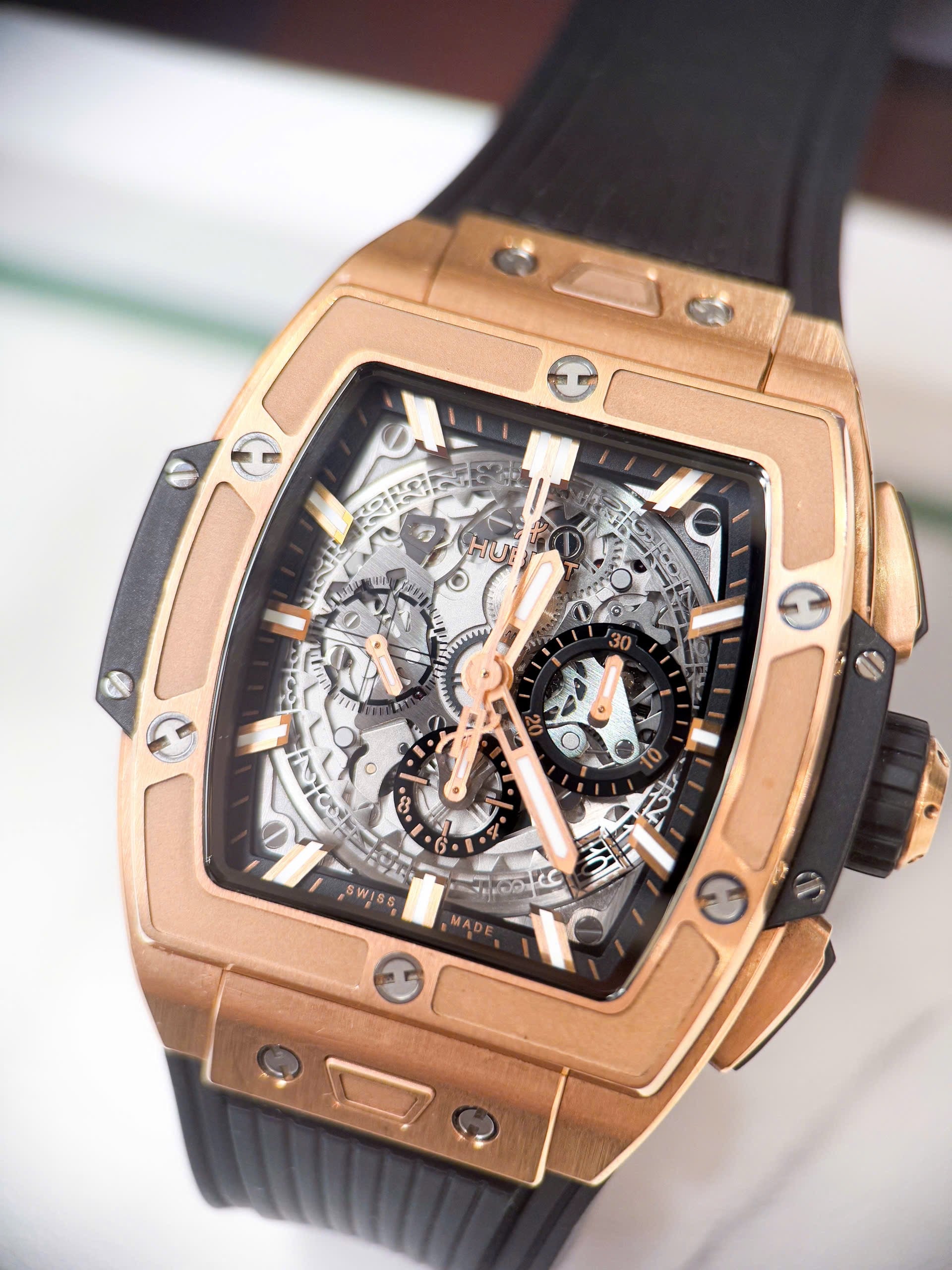 Đồng Hồ Hublot Spirit Of Bigbang King Gold 42mm