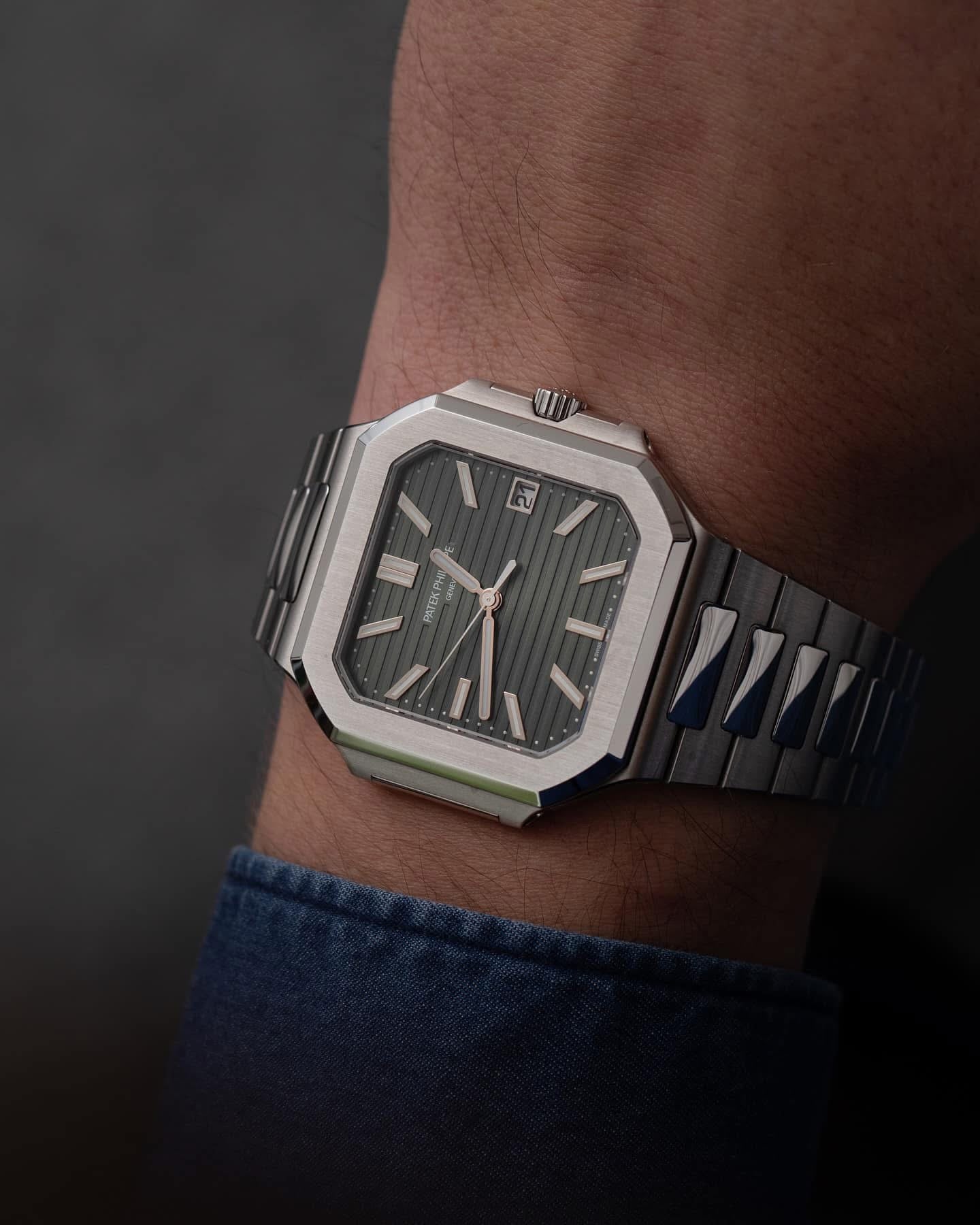 Đồng Hồ Patek Philippe 5821/1A-001 trên tay