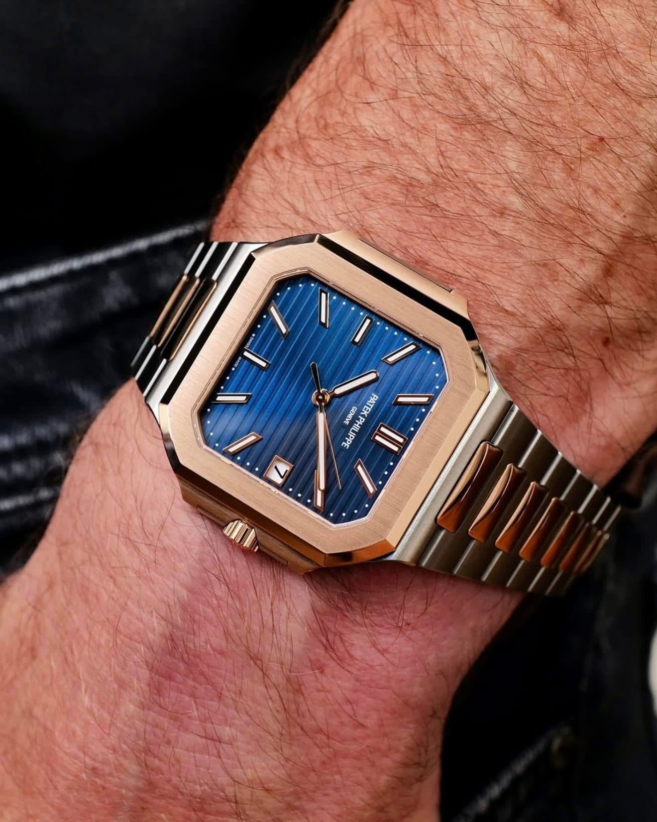 Đồng Hồ Patek Philippe Cubitus 5821/1AR-001 trên tay