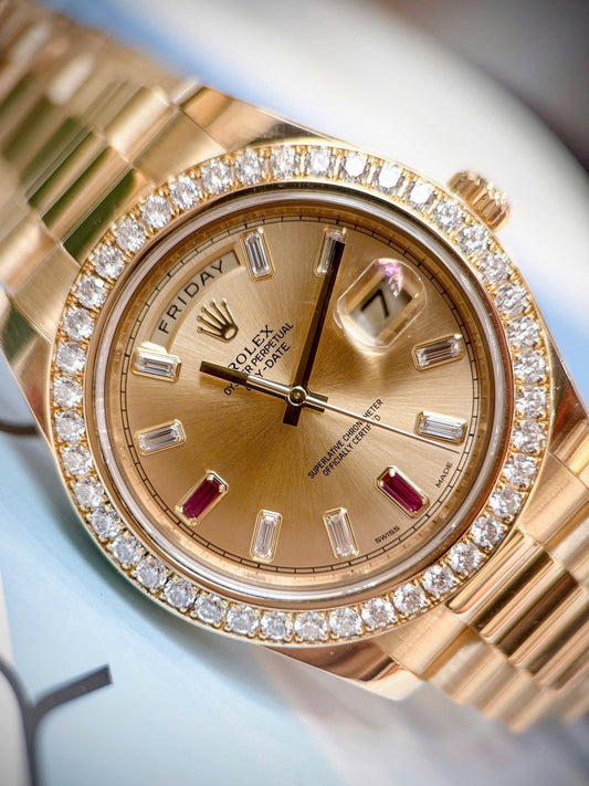 Đồng Hồ Rolex Daydate 41mm 218348 Cọc số ruby đỏ