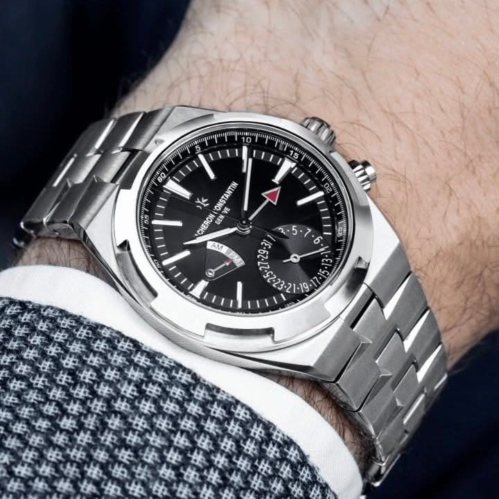 Đồng Hồ Vacheron Constatin 7900V Black Dial 41mm trên tay