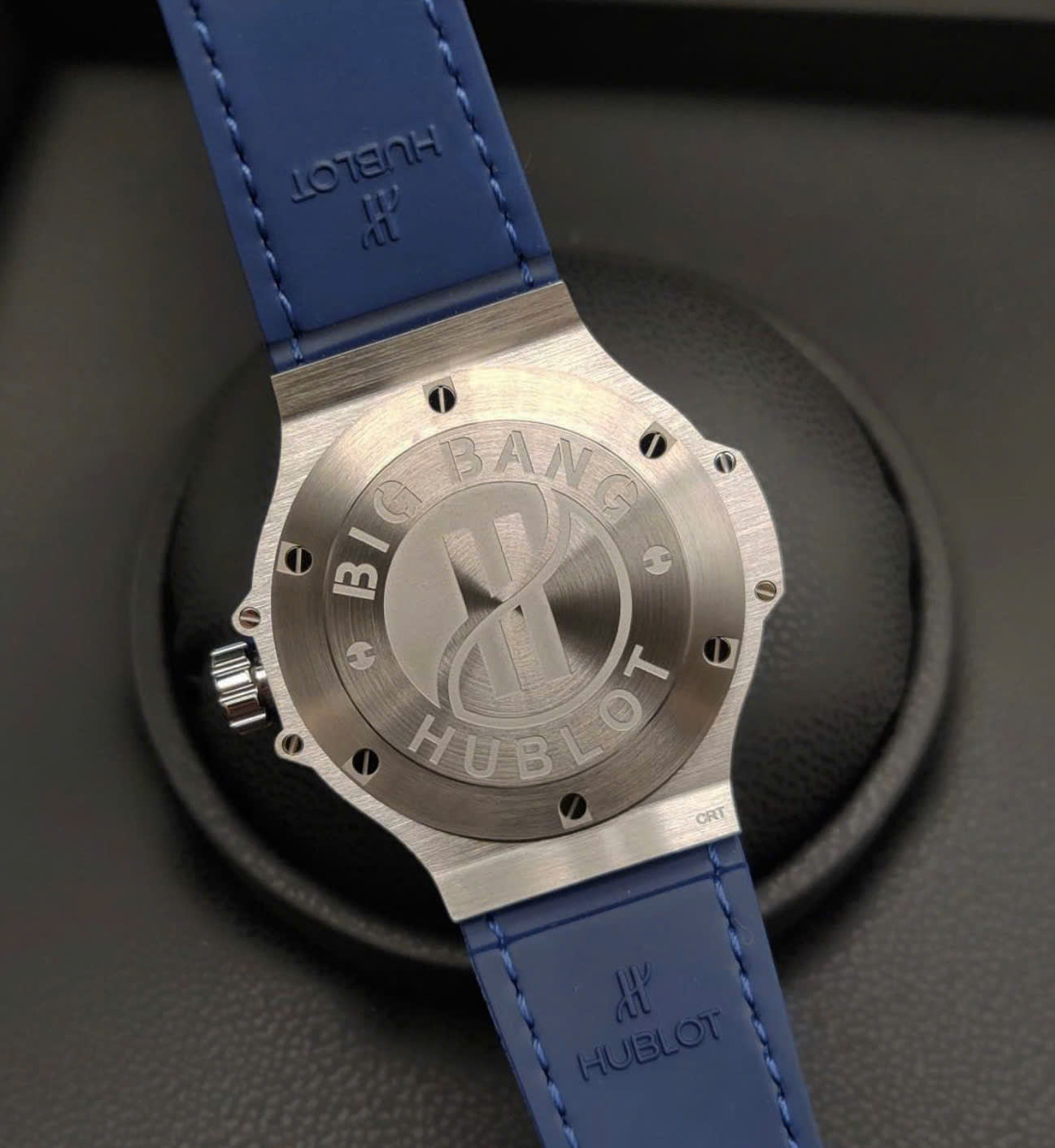 Đồng Hồ Hublot Bigbang 38mm Blue Diamond