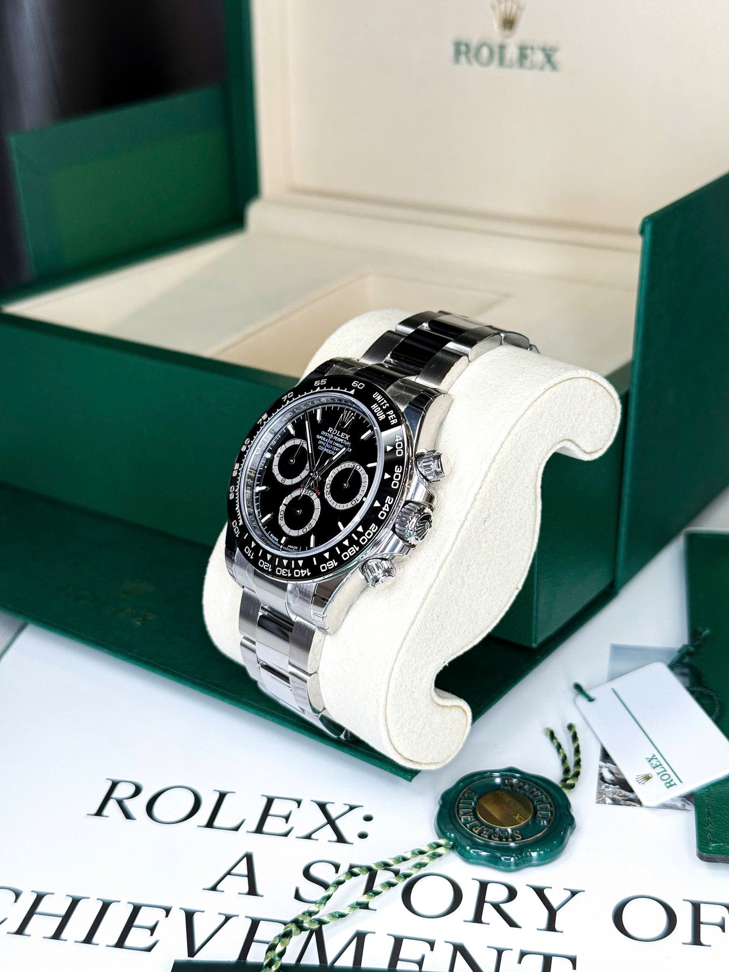 Đồng hồ Rolex Cosmograph Daytona 40 M126500LN-0002