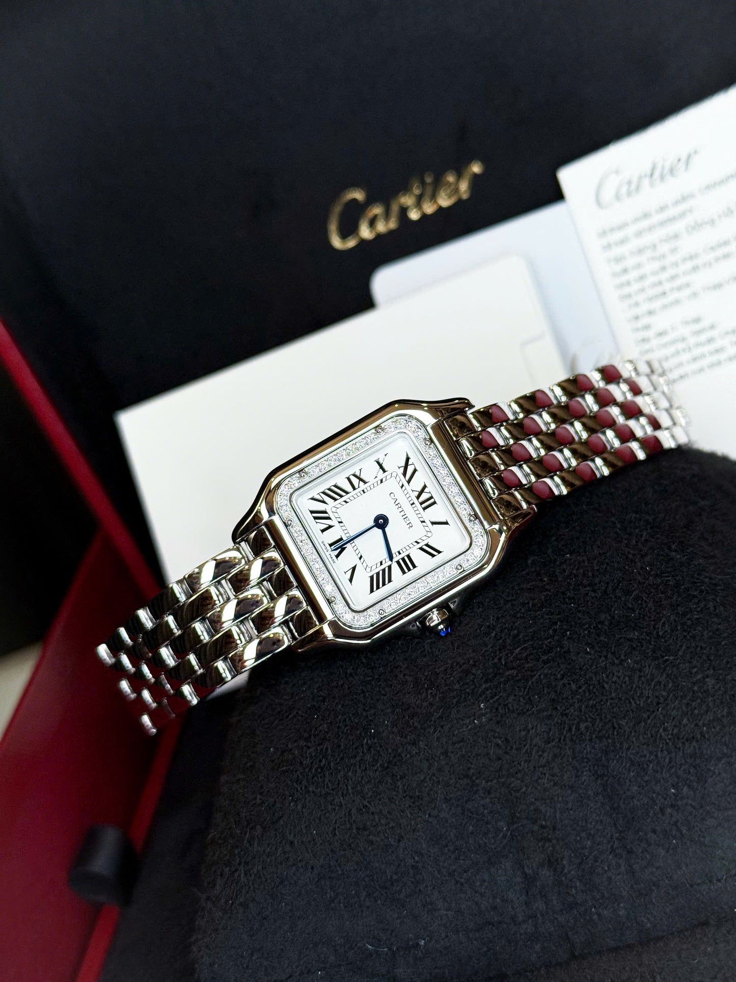 Đồng Hồ Cartier Panthère de Cartier Medium W4PN0008