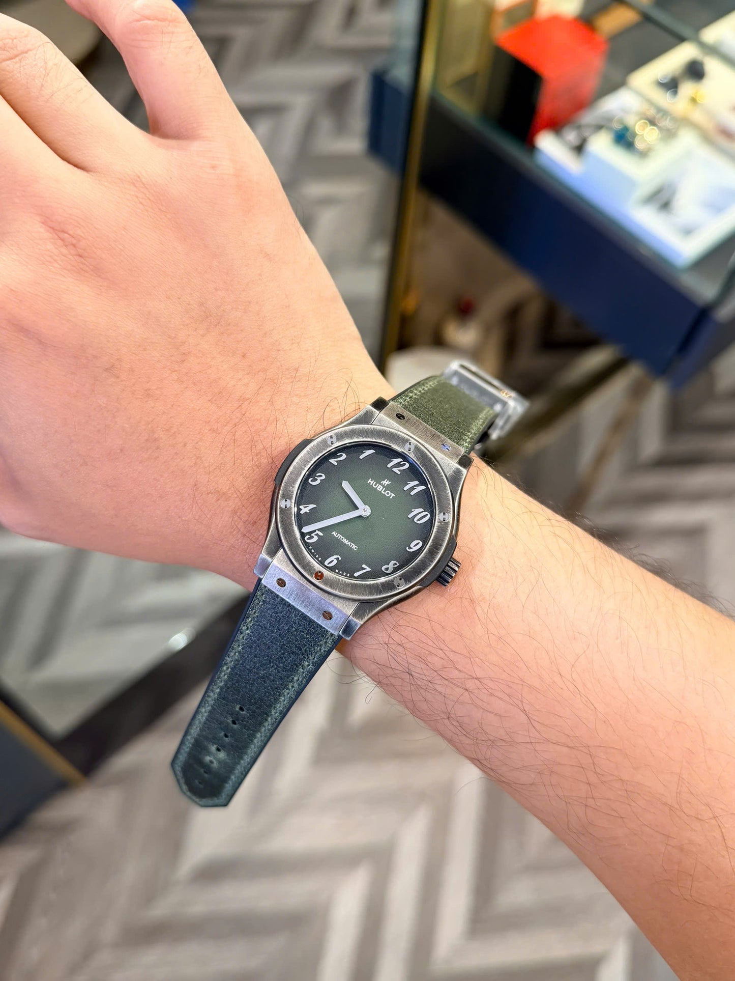 Đồng Hồ Hublot Classic Fusion Titanium Retroverse Green 42mm